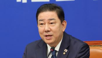 김병기 "내란수괴 1분도 자유 허용 안돼…감옥 돌려보내야"