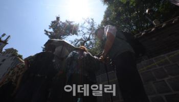 수도권 체감온도 최고 35도…"오후에 자외선 강해져"