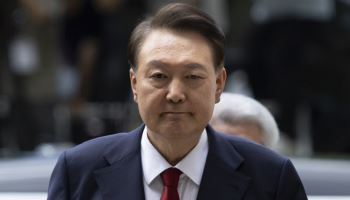 내란특검, 조사 거부하는 尹에 “14일 오후 2시 재차 출석요구”