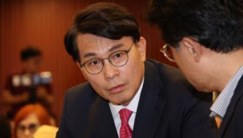 윤상현, 거취 요구에 "저를 치시라"…장동혁 "내쫓는 걸 혁신으로 포장"