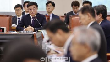 윤호중 “소비쿠폰, 내수 살리기 의미…경기지사 출마 생각 안해”