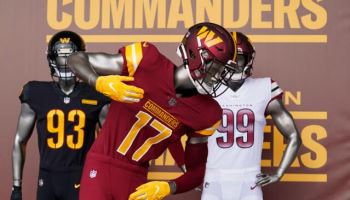 "인종차별 무슨 상관"…트럼프, 미식축구·야구팀에 이름 바꾸라 압박