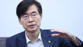‘특검보다 빠른 인적 쇄신’ 조경태 “시작은 尹 관저 간 45명부터”