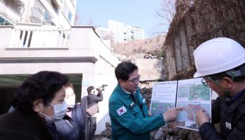 "더 이상 못 미뤄"…동작구, 신노량진시장 연내 철거 추진