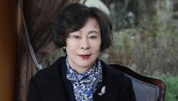 상속세에 탈탈…'신격호 장녀' 신영자, 롯데칠성도 팔았다