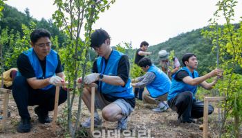 쿠팡풀필먼트서비스, 한국폴리텍대생들과 정원 정화 봉사활동 진행