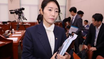장관 공석 16개월째…'강선우 사퇴' 이어진 여가부 잔혹사
