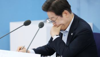 조선업 카드로 돌파구 찾나…정부, 통상 협상 막판 총력전