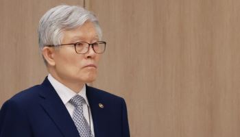 "北 관계 위해 연방국가 전환"…최동석 인사처장 황당 주장