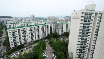 고도제한 날벼락 맞은 목동 재건축…"차라리 김포공항 옮겨라" 부글