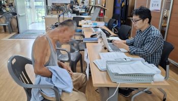 "소비쿠폰 소외 없도록"…동대문구, 노숙인 신청 지원[동네방네]