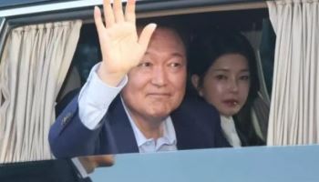 "尹 '건강 문제'는 대의명분…설마 김건희가 영치금 안 줬겠나"