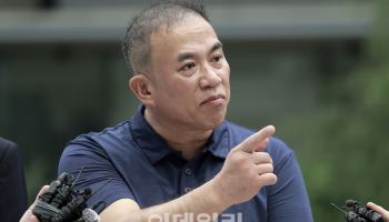 ‘공천개입 의혹’ 명태균, 김건희 특검 출석