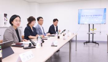 한성숙 중기 장관 “관세 피해 최소화·글로벌 수출 지원 총력”