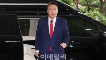 김건희 특검 “尹 체포영장 재청구 없이 바로 기소도 검토”