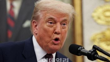 트럼프, 이번엔 ‘노숙자와 전쟁’ 선포…“워싱턴서 멀리 보내겠다”