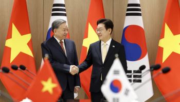 한·베 정상, ‘시장 개방·공급망 협력’…美 보호무역주의 속 연대