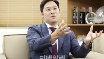 매주 국회 가는 김정욱 대한변협회장 "ACP, 연내 상정 기대"