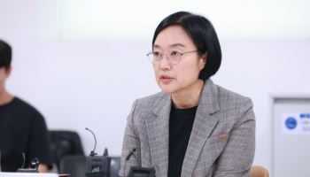 “AI로 불량 절반↓”…한성숙 중기부 장관, 스마트제조 현장 행보
