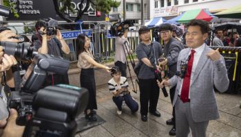 전한길 “국힘 징계해도 대응 안해…새 지도부 명예회복 기회줄 것”