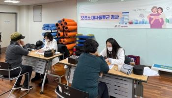 "이동 어려우세요?"…서울 자치구, '찾아가는 복지' 활발