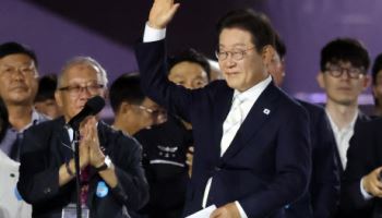 李대통령, 국군 뿌리 살펴보는 '독립군' 영화 관람