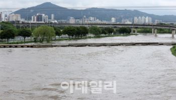 정부, 이달 집중호우 피해지역에 복구비 2조7235억원 투입