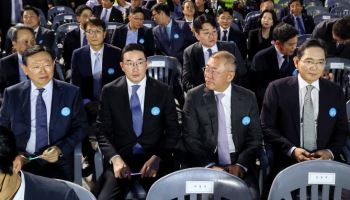 주요그룹 총수들 美 총출동…'투자 보따리' 푼다