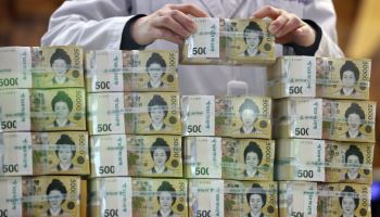 '나랏빚' 국채이자 올해 30조 넘는다