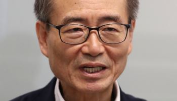 “韓, 수출주도성장은 ‘옛말’…AI로 ‘고숙련·고임금’ 산업 키워야”