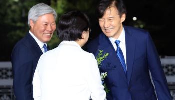 안철수 “조국, 李 지지율 12.2%p 하락 주역…더 가열차게 활동해달라”