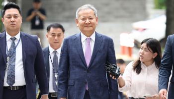 "기억 안난다"..이상민, 두번째 조사서도 혐의 부인