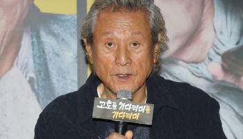 66년 연기 외길 박근형 “소외된 이들 이야기…또 도전하고 싶었다”
