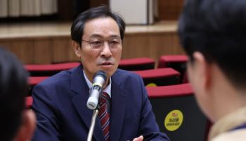 우상호 "대통령·기관장 임기 일치로 소모적 논쟁 끝내자"