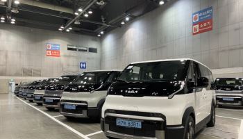 전기차 사려면 내년에?…보조금 늘면 '큰 장' 선다