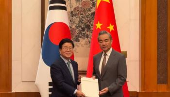 李대통령 친서 들고 中 찾은 특사단…시진핑에 경주 APEC 참석 요청