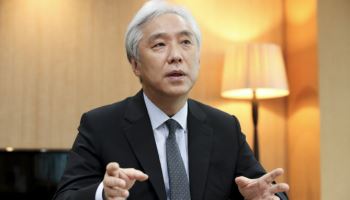 떠나는 김대진 총장 “값진 시간…예술의 소명 이어가 달라”