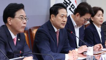 장동혁 “정청래 질문, 왜곡·망상 정치공세…답할 필요 없어”