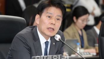 與한민수 “장동혁 공감능력 없어, 사이코패스”…국힘 “그 대표에 그 실장”