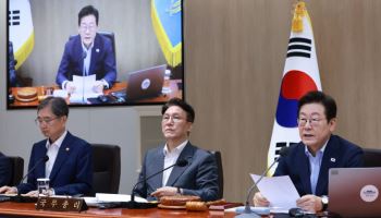 與 의원 만난 李대통령 "죽을 힘 다해 국정…국회서 개혁과제 잘 추진"
