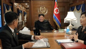 日언론 "김정은 이례적 전승절 참석, 시진핑의 강력한 요청 있었다"