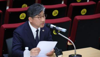 대통령실 "세율 올리지 않을 것…성장 통해 세수 늘린다"(종합)