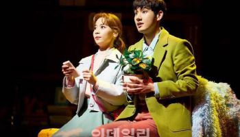 '토니상' 석권한 뮤지컬 '어쩌면 해피엔딩', 내달 영화 개봉