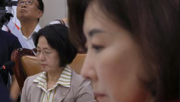 나경원 "추미애 법사위, 국회 흑역사"…秋 징계안도 제출