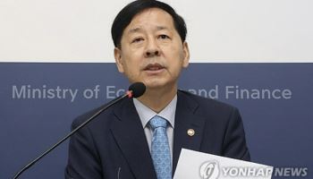 구윤철 ‘대주주 10억’ 입장 선회…“정부 결정, 반드시 옳다고 못해”(종합)