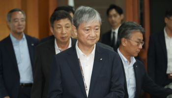 이찬진 금감원장 “홍콩 ELS 사태 교훈…경영진이 앞장서야”