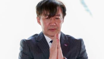 '성폭력 사태' 혁신당, 비대위원장에 조국 추대키로