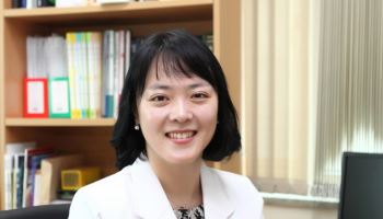 "꽃 피우기 전 꺾이는 청소년..다양한 가치 인정해줘야"