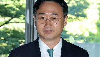 특검, 극동방송 전 사장 출석 요구…김장환 목사는 불응
