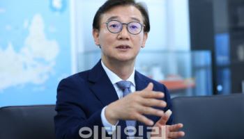 전재수 “HMM 매각, 국적선사로서 해운발전 따져 진행”(종합)
